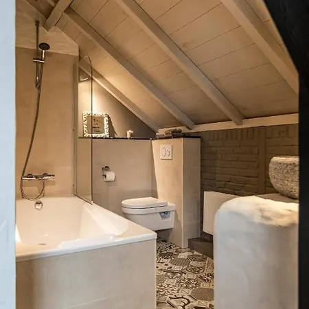 Penzion Sint Michielshof, Sfeervolle Carre Boerderij Vlakbij Maastricht *